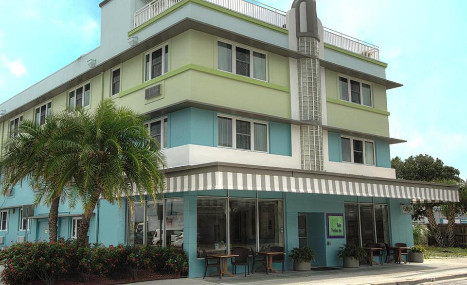 Palm Pavilion Inn Clearwater Beach Exterior photo